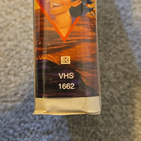 Walt Disnev's Aladdin VHS Tape RARE Black Diamond Classic #1662 - Picture 5 of 12